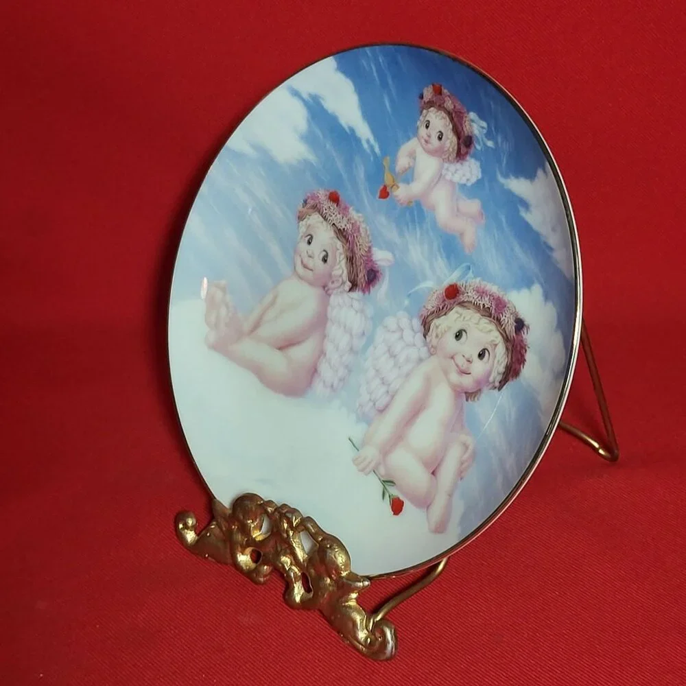 Vintage Dreamsicles Loves Shy Glance Angel Cherub Collectible Plate 1994 COA